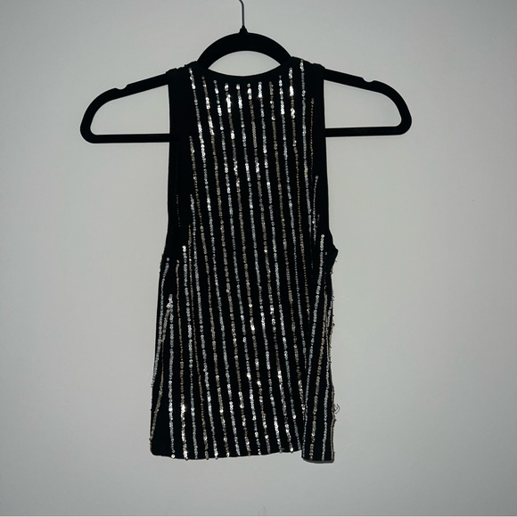 Discount Universe Black and Gold Sequin Tank Top - Size M - Picture 7 of 8